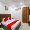 Отель Rv Hotel by OYO Rooms, фото 9