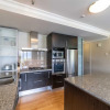 Отель The Beacon - 2 Bedroom Luxe Apartment, фото 5