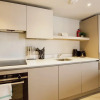 Отель Sleek 6-guest Apt at St Martin s Bham, фото 7