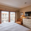 Отель Updated 1 Bedroom In Mountaineer Square Condo - No Cleaning Fee! by RedAwning, фото 5