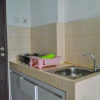 Отель Comfy and Homey Serpong Greenview Studio Apartment, фото 7