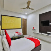 Отель OYO 15862 Infocity Hotel LLP, фото 3
