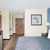 Отель Days Inn by Wyndham Springfield, фото 3