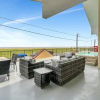 Отель Large House on Lake Pontchartrain w Pool, фото 17