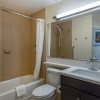 Отель Candlewood Suites South - Springfield, an IHG Hotel, фото 26