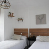 Отель Hostal La Biela 43, фото 4