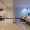 Отель RedDoorz Plus near Harbour Bay Mall Batam, фото 4