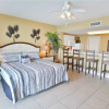 Отель Majestic 1708 West Tower I - Studio Condo, фото 6
