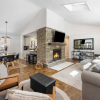 Отель Birchwood by Avantstay Game Room + Lake Access, фото 12