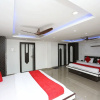 Отель OYO 23090 Hotel Mani Bhai Patel, фото 3