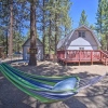 Отель Big Bear Cabin w/ Deck & Arcade Room, Near Skiing, фото 11