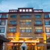 Отель Tibet Shellong Manor Hotel, фото 3