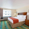 Отель Howard Johnson by Wyndham Virginia Beach At The Beach, фото 4