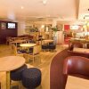 Отель Premier Inn Slough в Слау