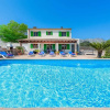 Отель Villa - 5 Bedrooms with Pool and WiFi - 108761, фото 15