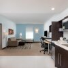 Отель Home2 Suites by Hilton Long Island Brookhaven, фото 30