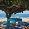 Отель Karavos View - A Unique Artists' Hideaway Paradise, фото 7