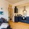 Отель Brand New 1 Bedroom Apartment Right Beside Arthur's Seat, фото 7