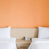 Отель Comfy And Tidy Studio At The Square Apartment, фото 4