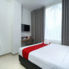 Отель RedDoorz Plus @ Terban Residence, фото 22