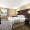 Отель Days Inn & Suites North Bay, фото 4