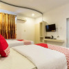 Отель OYO 619 Naufal Guest House Syariah, фото 10