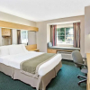 Отель Microtel Inn & Suites by Wyndham Raleigh Durham Airport, фото 16