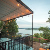 Отель Waterfront Grace 3 Bedroom Home, фото 20