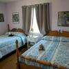 Отель Goldfingers Get Away Bed and Breakfast, фото 1
