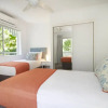 Отель Apartments at The White House Port Douglas, фото 3