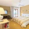 Отель Villa Sole Vino - Sensational Holiday Venue - Central Location - Sleeps 15, фото 2