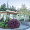 Отель Vancouver Island University Residences - Campus Accommodation в Нанайме