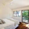 Отель Little Cove Townhouse 2 Pandanus Street 14, фото 2