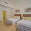 Отель Fantastic 8-bedroom Golf-front Mansion Near the Beach, фото 17