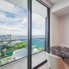 Отель Stylish Studio with City View in Bayside, фото 7