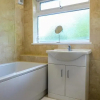 Отель Lolite Homes - 4-5 Bed House 8 Minutes to NEC Airport Resorts World - Opal Serviced Home, фото 4