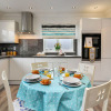 Отель Ocean Waves - Ground Floor Apartment Pet Friendly Enclosed Garden, фото 13