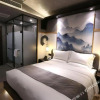 Отель Yi She 101 Boutique Hotel (Xi'an Huimin Street Bell Tower Subway Station Branch), фото 1