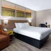 Отель Days Inn & Suites by Wyndham Kokomo, фото 6