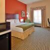 Отель Holiday Inn Express & Suites Guthrie, an IHG Hotel, фото 7