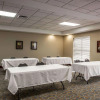 Отель Comfort Inn & Suites Lumberton Central I-95, фото 16