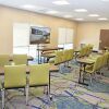 Отель Holiday Inn Express & Suites Greenwood Mall, an IHG Hotel, фото 23