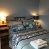 Отель Leafy Suburban Bed & Breakfast в Нортвуде