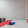 Отель Reddoorz Plus Near Mall Sentra Antasari, фото 8