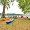 Отель Lakefront Cottage in Clear Springs w/ Deck & Patio, фото 15