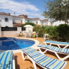 Отель Holiday home in Empuriabrava with a private swimming pool, фото 14