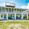 Отель Barefoot Hideaway Family Beachfront Retreat, фото 1