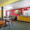 Отель Econo Lodge Lansing - Leavenworth, фото 21