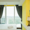 Отель Clean and Tidy Studio Room at Tree Park Apartment, фото 22