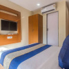 Отель OYO 9996 Hotel Arton Suites, фото 17